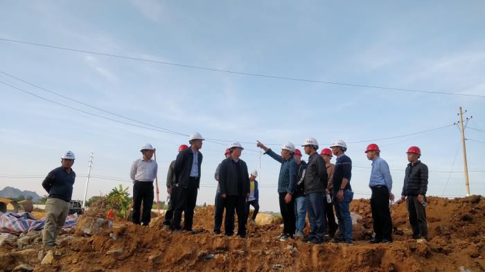 1.1查抄现场。刘庆文摄700.jpg