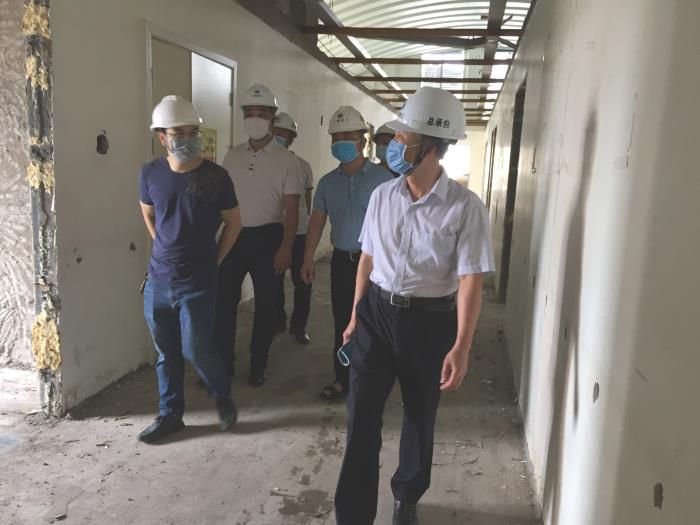 2.1现场查抄领导。熊国梁 摄700.jpg