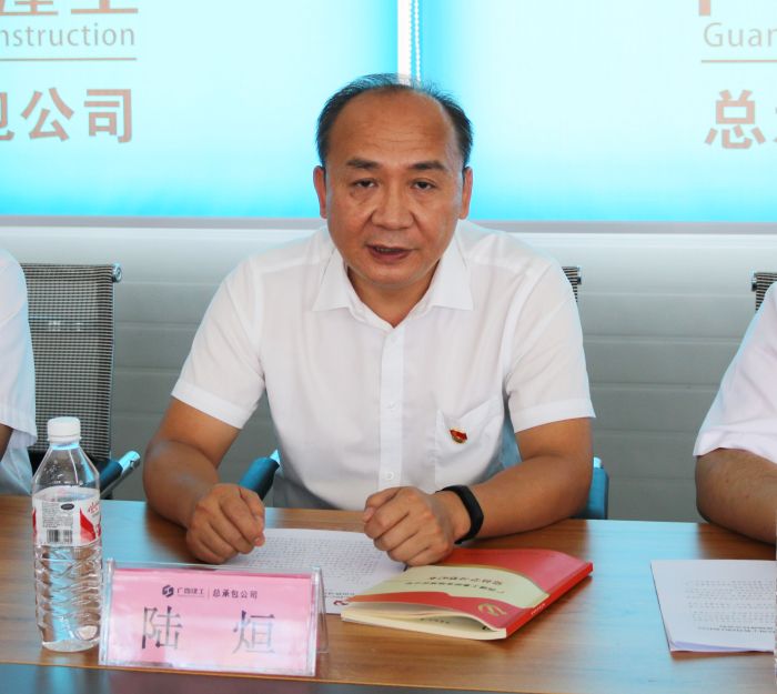 陆烜上党课。 黄璐璐 摄.jpg