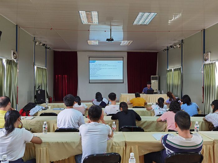 培训会现场。王莹摄.jpg