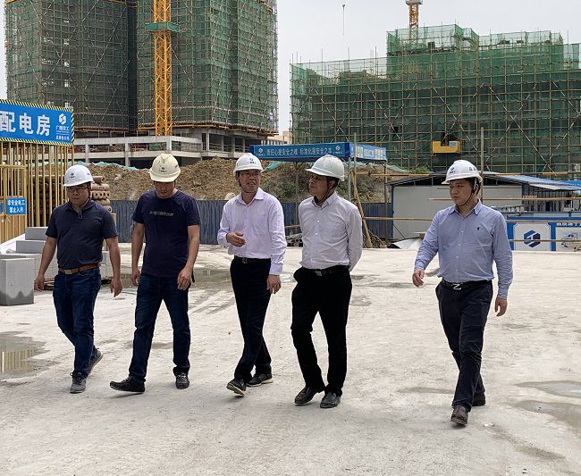 查抄现场。 顾家辉 摄（建图）.jpg