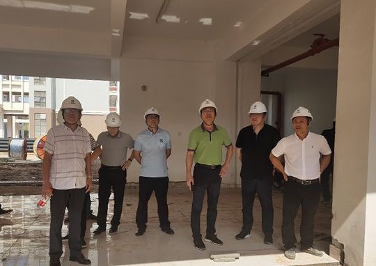 现场领导。李斌 摄（建图）.jpg