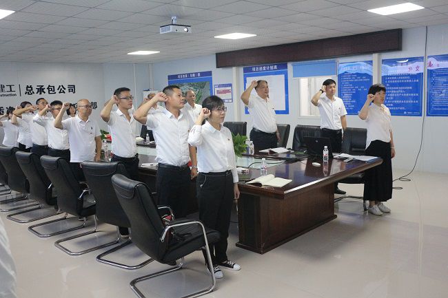 沉温入党誓词。张钊林 摄（建图）.jpg