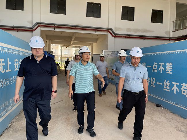 查抄现场。刘博群 摄（建图）.jpg