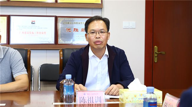 陈祖训作表态讲话。谭龙 摄（建图）.jpg