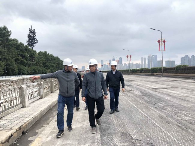 查抄现场1。林鹏飞 摄（建图）.jpg