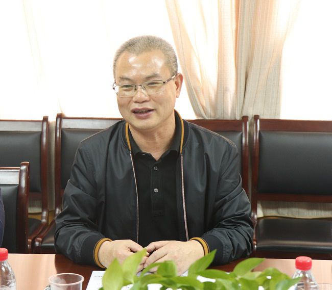 邓少新在会上作总结讲话。（建图） 周煜川 摄.jpg