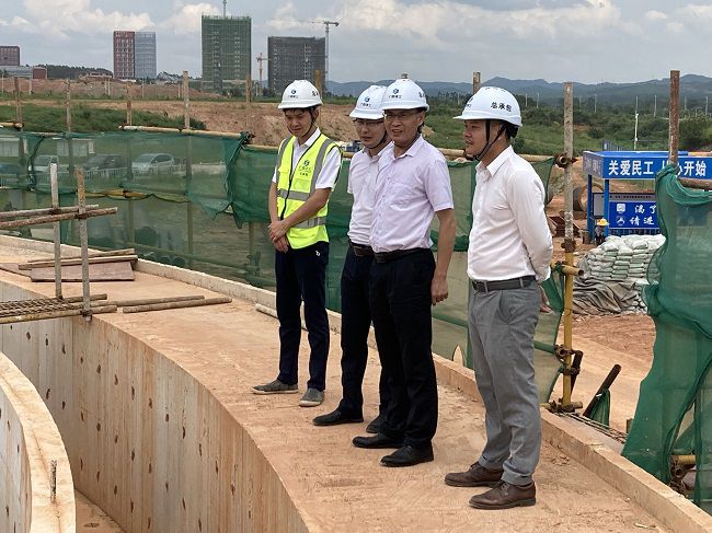 查抄领导现场。张钊林 摄（建图）.jpg