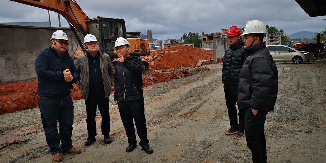 查抄现场。钟植焕 慑（建图）.jpg