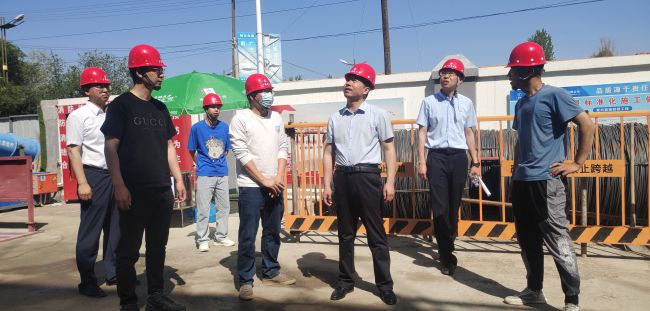 查抄现场；普鹩 摄（建图）.jpg