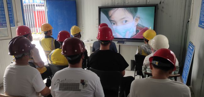 旁观教育视频；普鹩 摄（建图）.jpg