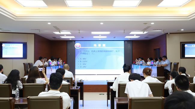 抢答环节。杨钰 摄（建图）.jpg