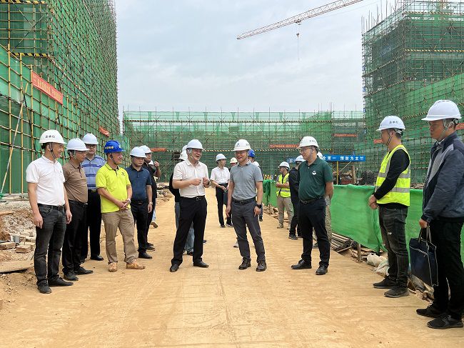 查抄项目现场。廖之锭 摄（建图）.jpg