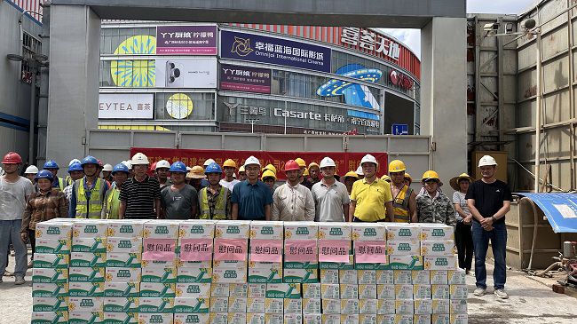 活动合影。容芝雅 摄（建图）.jpg